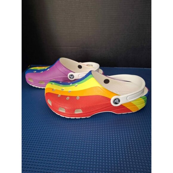 Rainbow Striped Crocs Clogs Size 7/9 Multicolor Unisex Footwear - Picture 4 of 6